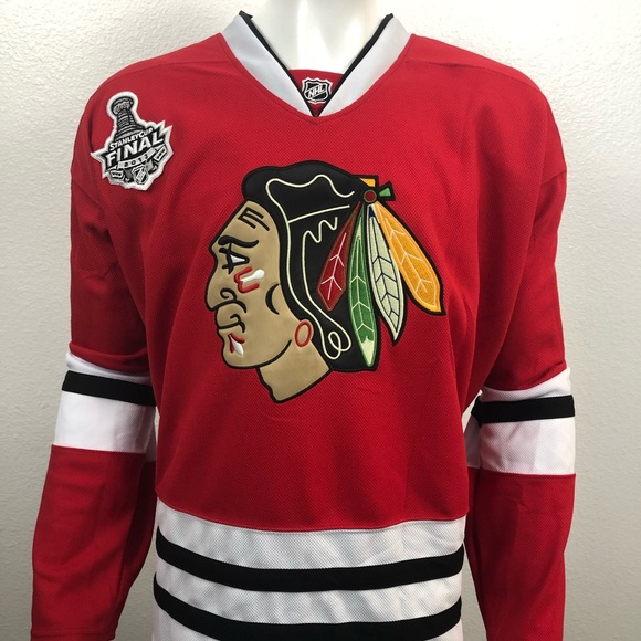 blackhawks stanley cup jersey